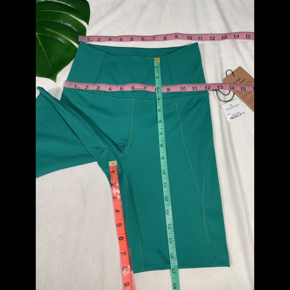 NEW Girlfriend Collective High‎ Waisted Bike Biker Shorts in Saguaro [ XS ] - Picture 4 of 12